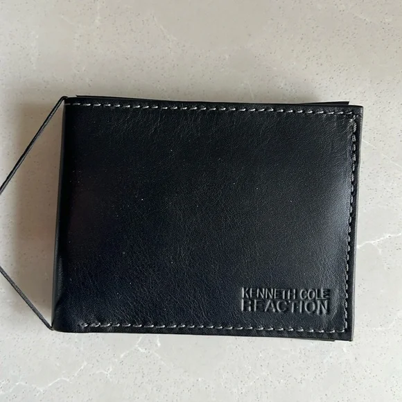 Kenneth Cole Reaction | Bags | Nwt Kenneth Cole Reaction  display picture 1